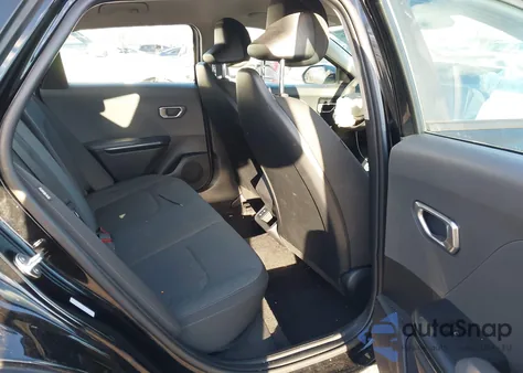 2025 Kia K4 Lxs из США, поврежденный, VIN 3KPFT4DE1SE127316